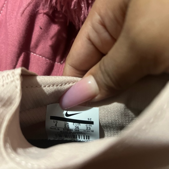 NIKE Air "FEAR OF GOD" Moccasin SZ 4 MENS AT8086-200 Particle Beige - Picture 4 of 6